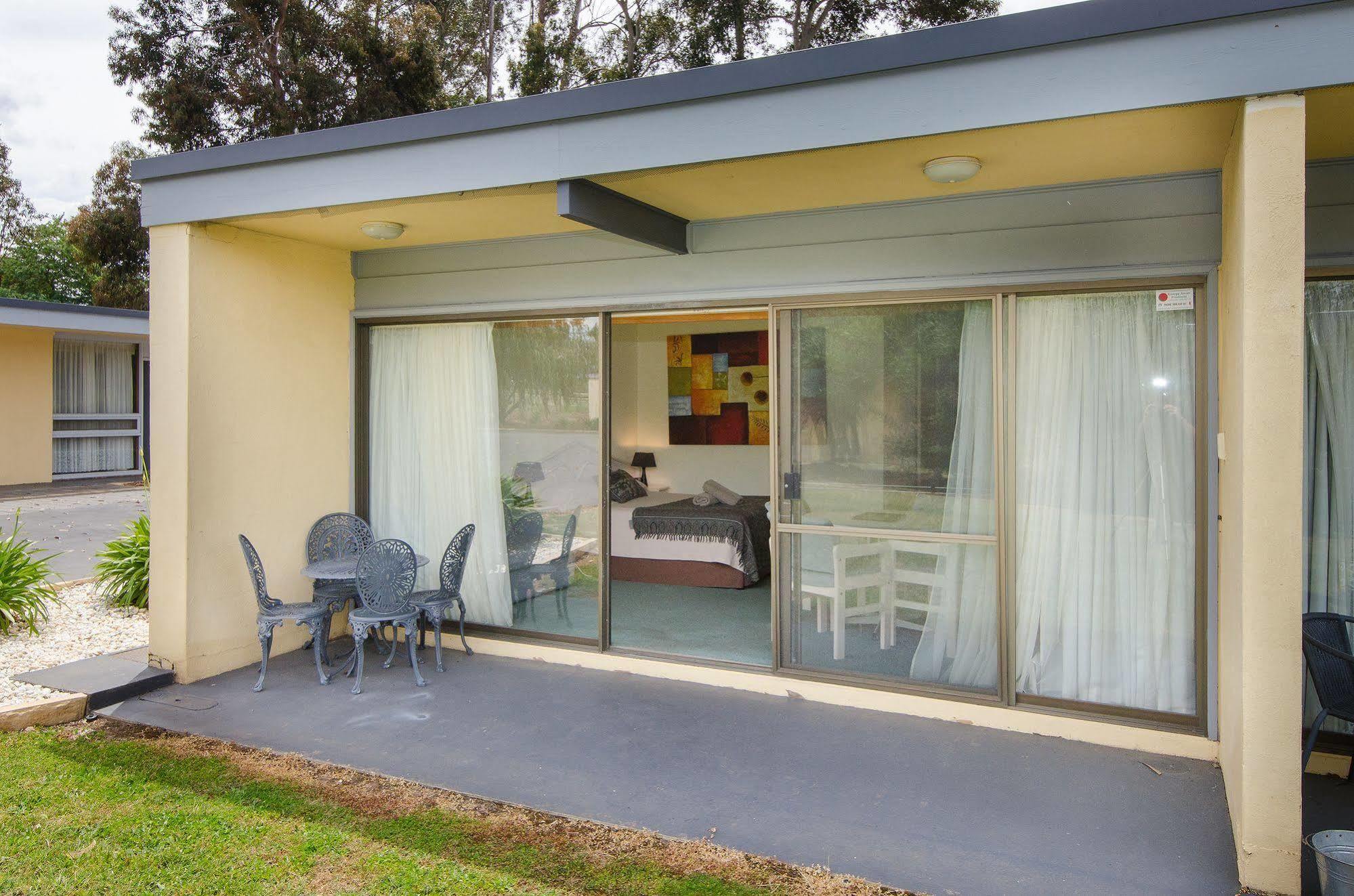 William Macintosh Motor Lodge Naracoorte Eksteriør bilde